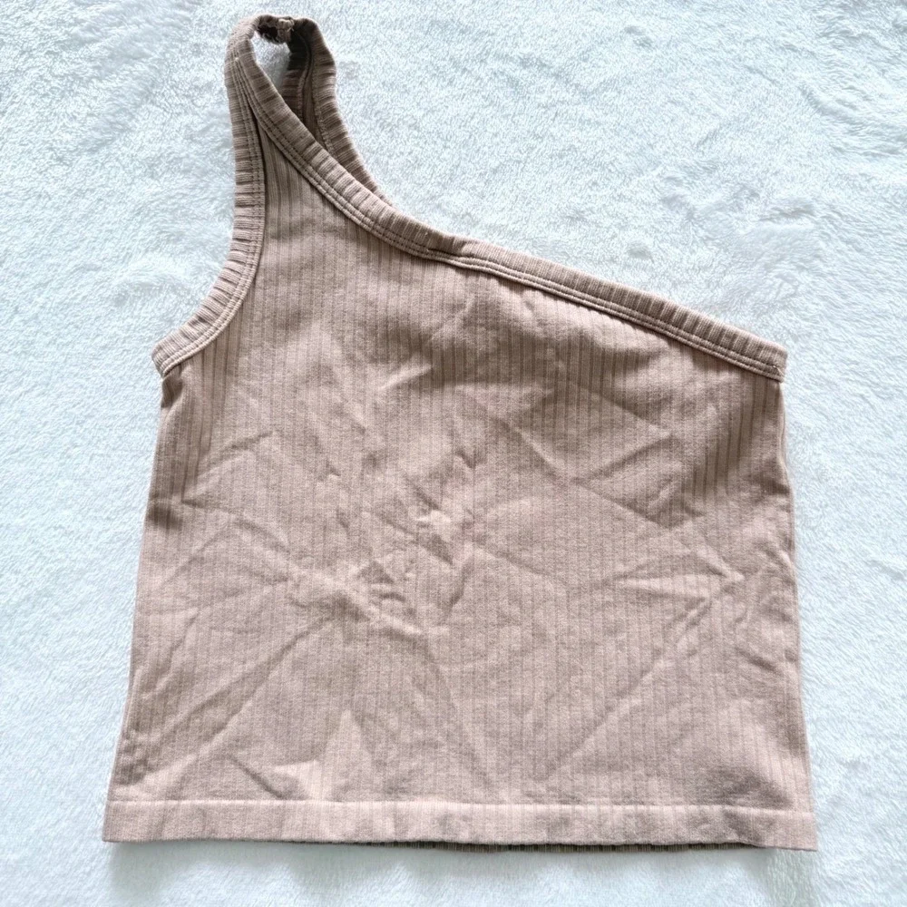 Dynamic One Shoulder Ribbed Tank Top Taupe Tan Asymmetrical Crop Top One Size - Picture 7 of 7